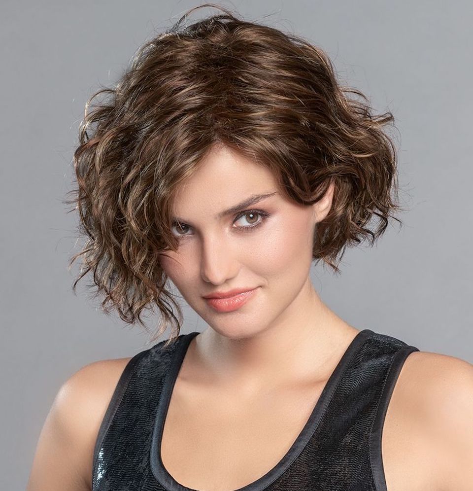 WIG DISTRIBUTION - LEADING WIG SUPPLIERS IN IRELAND